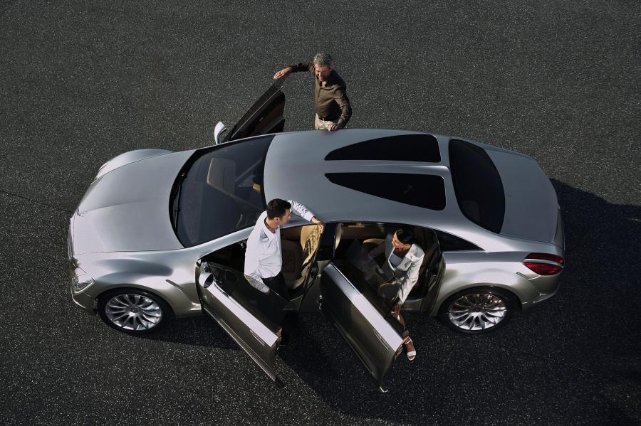  Mercedes-Benz F700 Concept 2007 года  (фото 11 из 41)